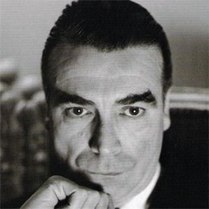 Cristóbal Balenciaga. Fashion. Biography and works at Spain is culture.