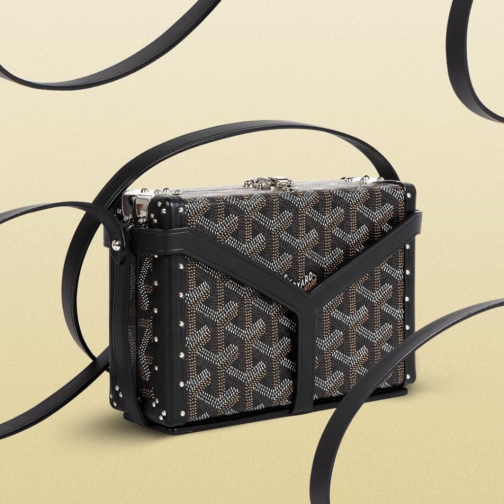 GoyardOfficial on X: Timeless allure or contemporary flair: the Vendôme  bags in PM & Mini sizes are style chameleons with versatility at heart # goyard #sogoyard #timelessstyle #timelesscrafsmanship  #thevendomebagbygoyard  / X